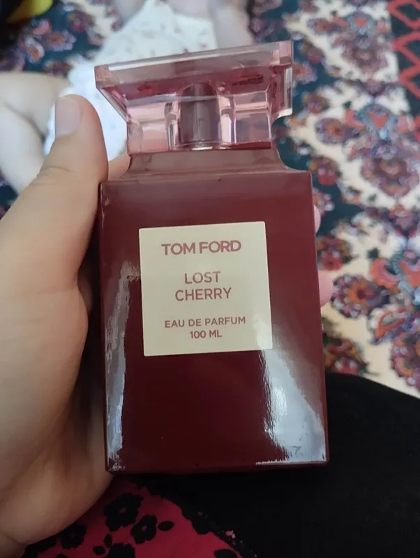 парфюм Lost Cherry и IvsenLoran полный флакон