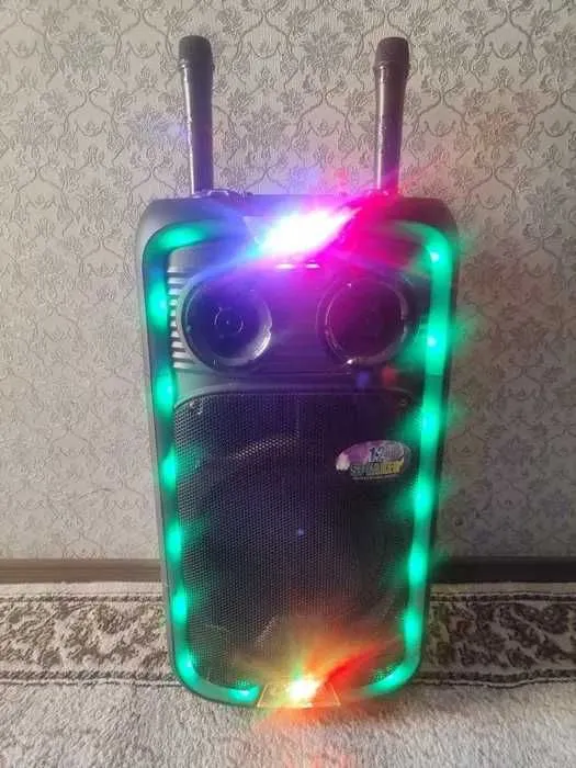 Колонка Hi-fi с микрофонами на продаже 4 Колонка Hi-fi с микрофонами на продаже 4