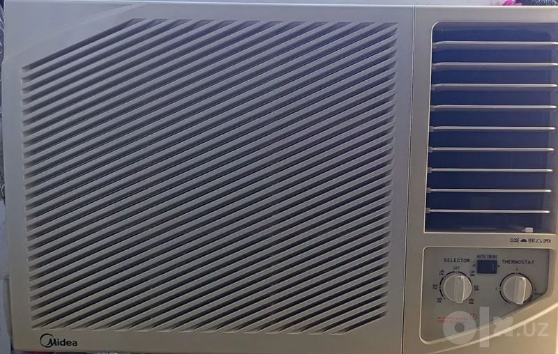 Продаётся оконный кондиционер "Midea" Продаётся оконный кондиционер "Midea"