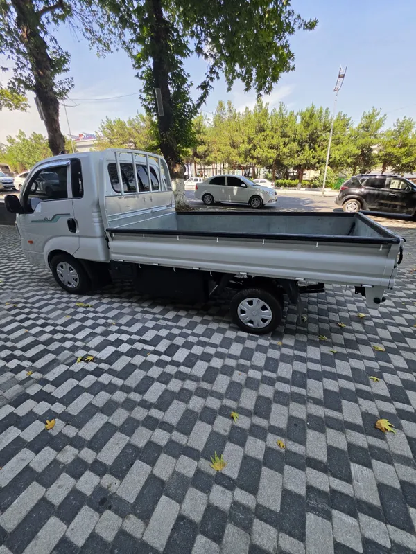 Sotila KIA bongo EV elektramabil 6