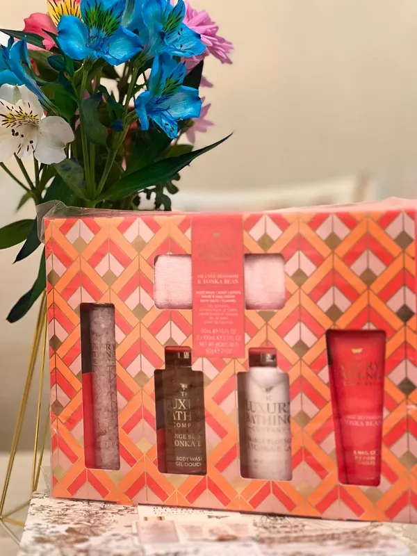 The Luxury Bathing Orange Blossom & Tonka Bean Set