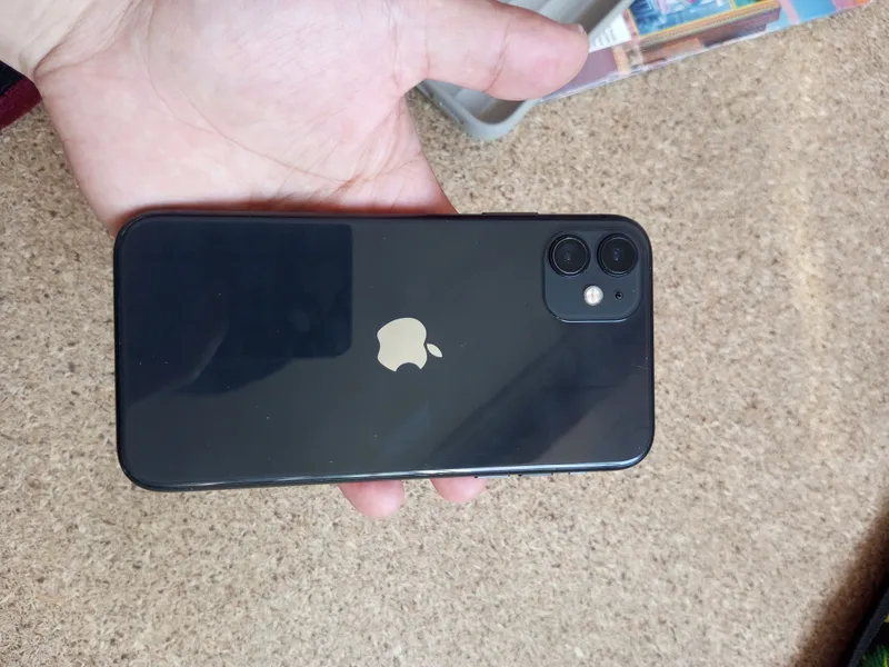 iphone 11 LL/A 128 TALIK feyslari ishlaydi 5 iphone 11 LL/A 128 TALIK feyslari ishlaydi 5