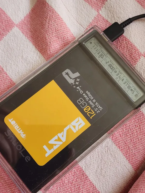 Корпус USB 3.0 для HDD и SSD с цифровым дисплеем 4 Корпус USB 3.0 для HDD и SSD с цифровым дисплеем 4