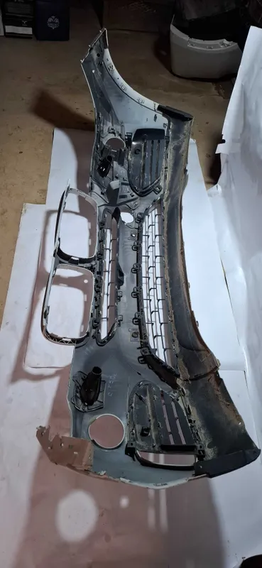 Bmw x6 f16 передние бампер оригинал.бмв х6 ф16 4 Bmw x6 f16 передние бампер оригинал.бмв х6 ф16 4