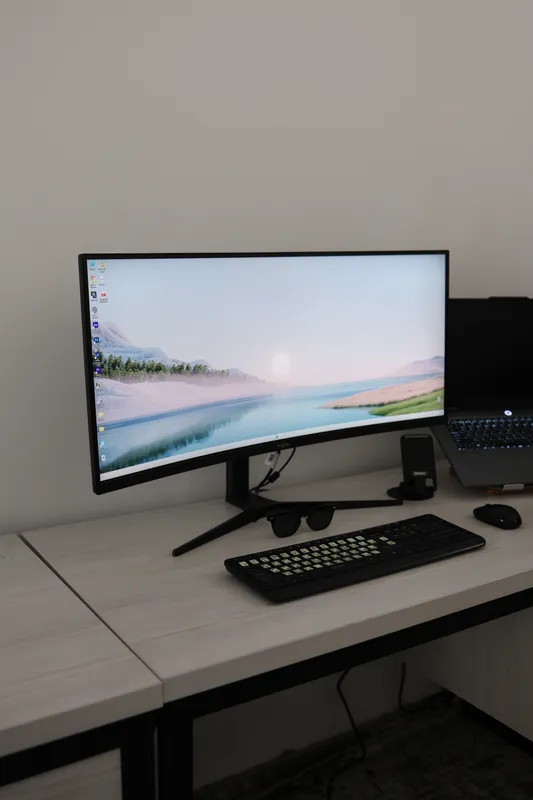 Pixel 34" Curved Gaming Monitor | WQHD (2560×1440) 3