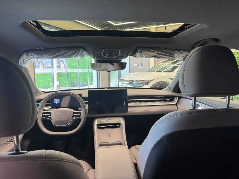 Roewe m7 hybrid 15 yil garantiya 3 Roewe m7 hybrid 15 yil garantiya 3