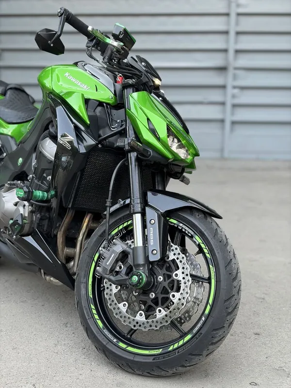 KAWASAKI Z1000 Суперстрит 6 KAWASAKI Z1000 Суперстрит 6