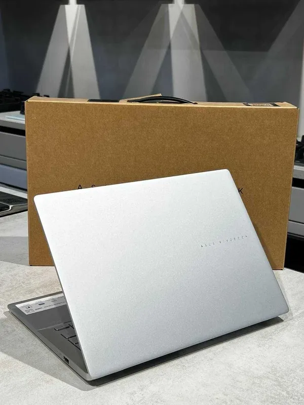 Asus Vivobook S14 AMD Ryzen 5 220/16/512/Display 14' OLED FHD 2 Asus Vivobook S14 AMD Ryzen 5 220/16/512/Display 14' OLED FHD 2