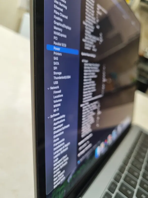 MacBook Pro core i5 2016 8 MacBook Pro core i5 2016 8