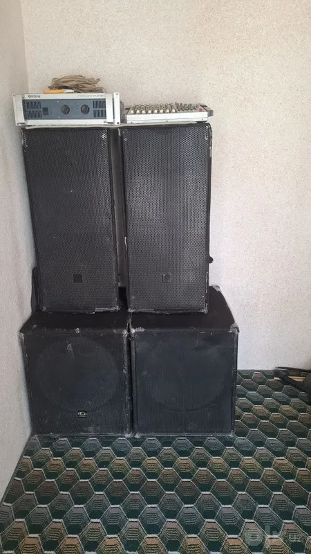 Продаются колонки 1 Продаются колонки 1