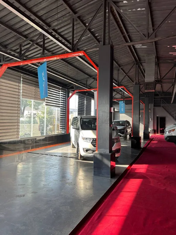 Moyka, AutoSalon uchun tayyor joy 5 Moyka, AutoSalon uchun tayyor joy 5