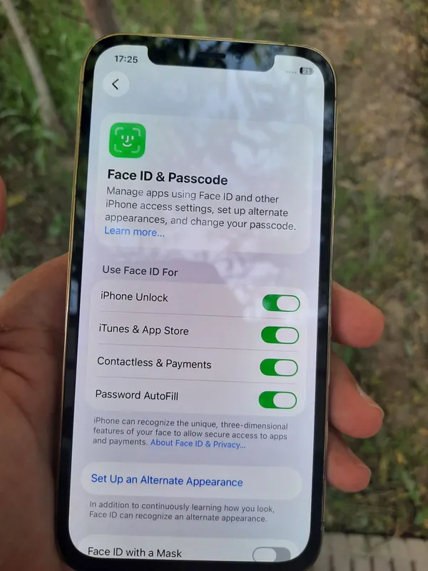 Iphonr 12 pro gold SOTILADI 5