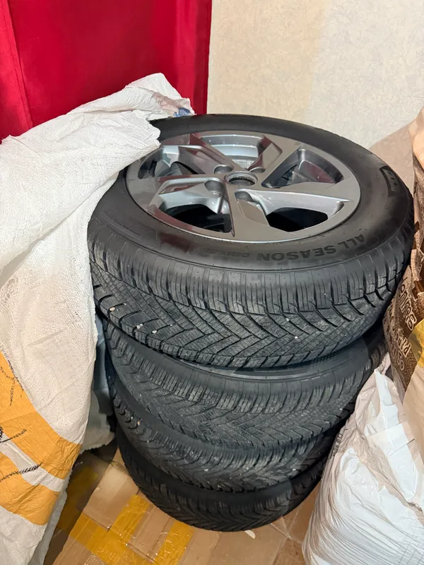 Kia K5 uchun disklar + shinalar 2