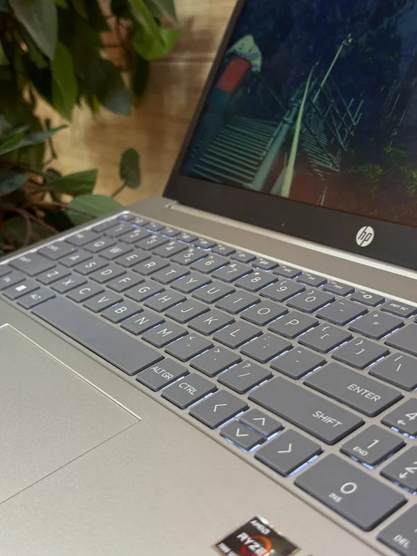 HP noutbuki 2 HP noutbuki 2