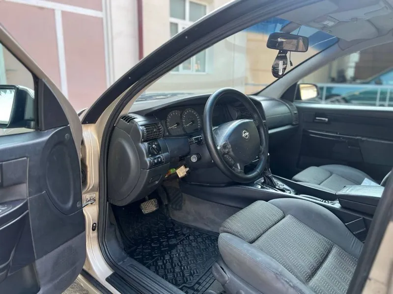 Opel omega srochna sotiladi 5