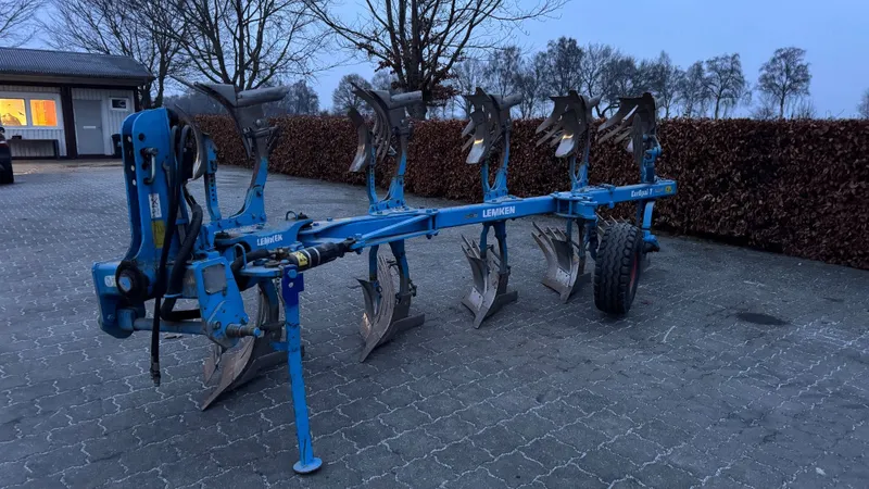 Lemken Europal 7 Case Puma, John Deere, Claas Arion tortadi — фото 3