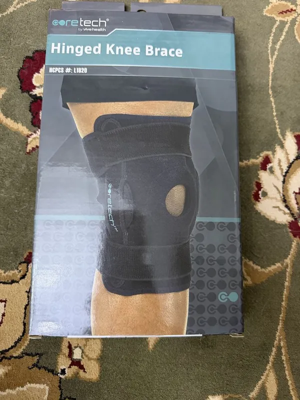 Ортез (наколенник) Coretech Hinged Knee Brace