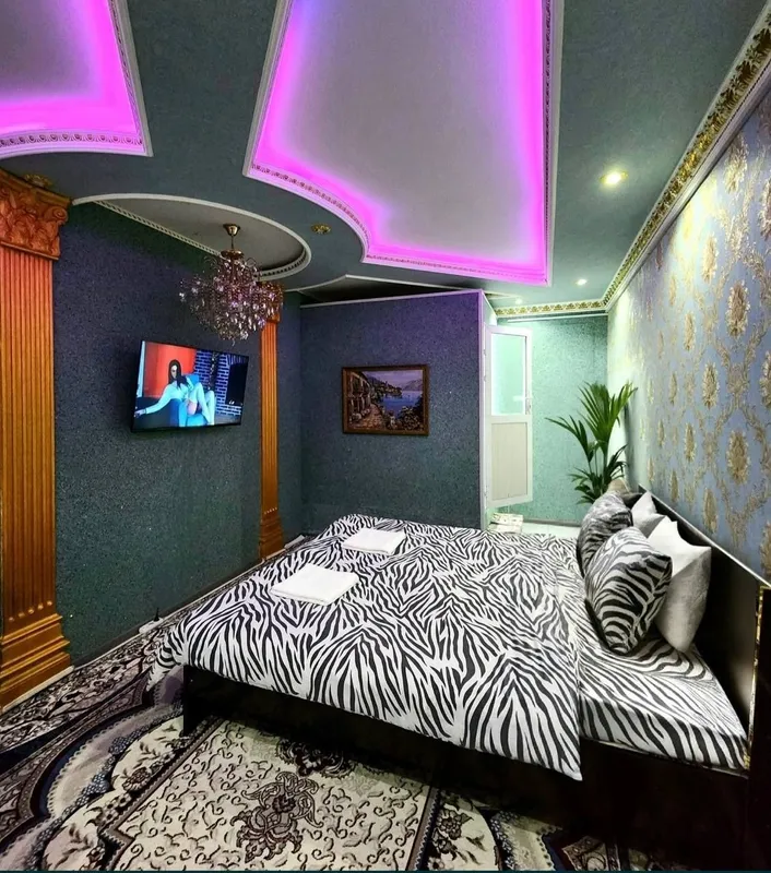 Sergili BEZ ZAKS hotel, arzon gastinsa, mehmohhona