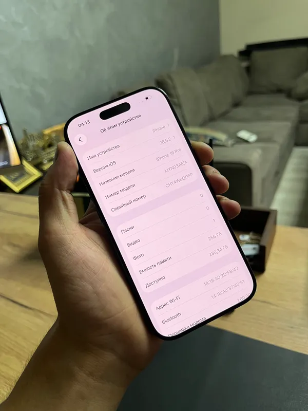 IPhone 16 pro Black 256Gb, состояние хорошее, ёмкость 88% 4