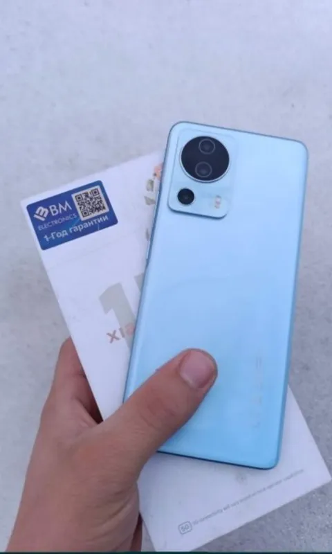 Xiaomi 13 lite . 1