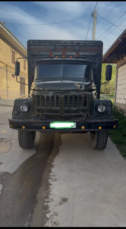 SOTILADI. Zil 131 Ural Mator