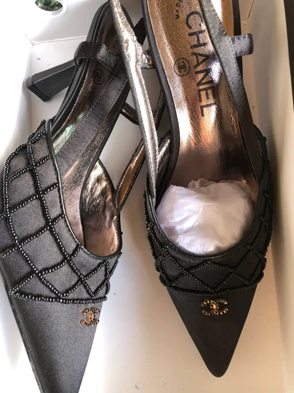 Продаются каблуки Chanel, размер 37 3 Продаются каблуки Chanel, размер 37 3