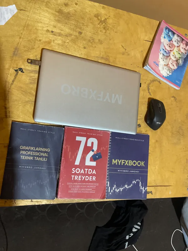 Intel Celeron N3350 | 8 GB RAM | 128 GB SSD | Wind