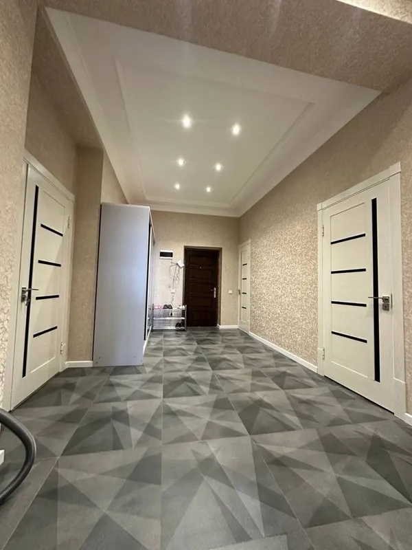 3 xonali kvartira, 110 m2, Yakkasaroy 4 3 xonali kvartira, 110 m2, Yakkasaroy 4