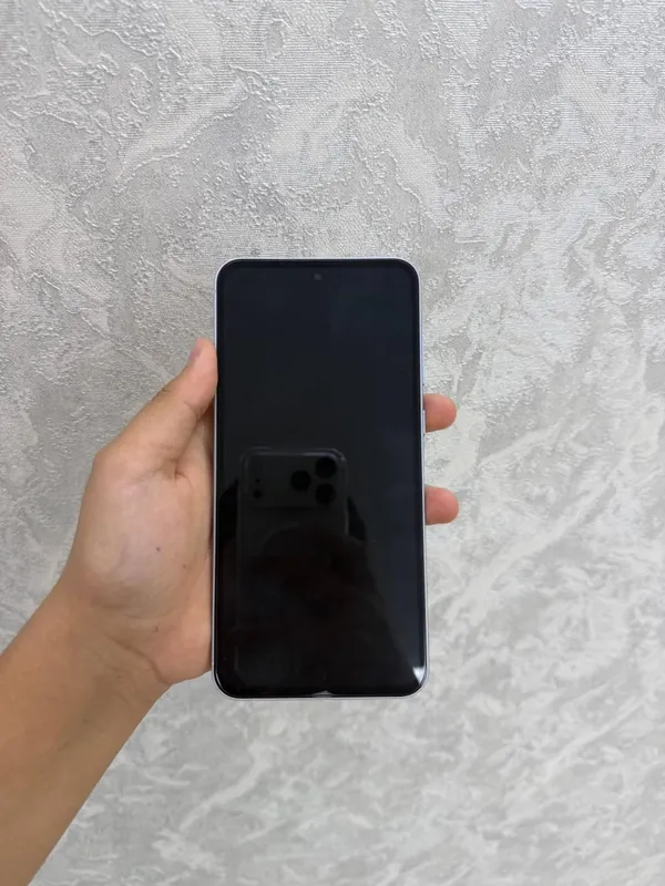 Samsung A55 5G 8/128 ГБ, белый, идеальное состояние, без коробки 4 Samsung A55 5G 8/128 ГБ, белый, идеальное состояние, без коробки 4