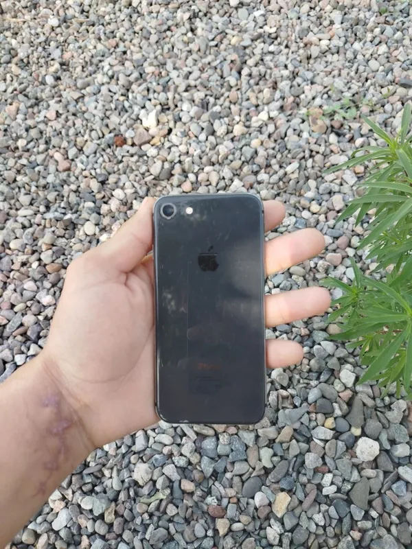 iPhone 8 iPhone 8