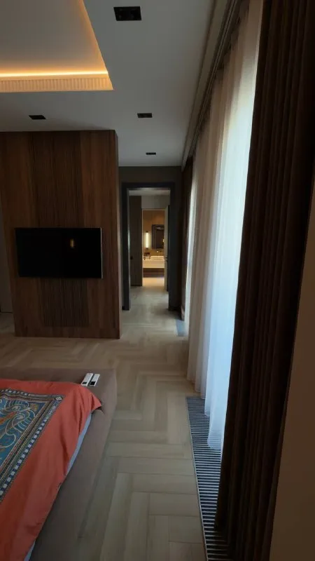 4 xonali kvartira, 315 m2, Mirobod 4