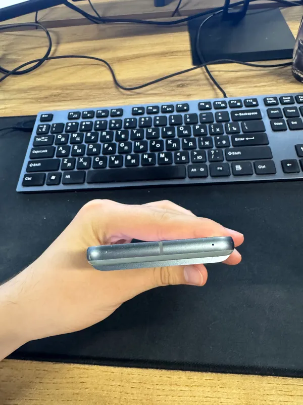 Google Pixel 8 4