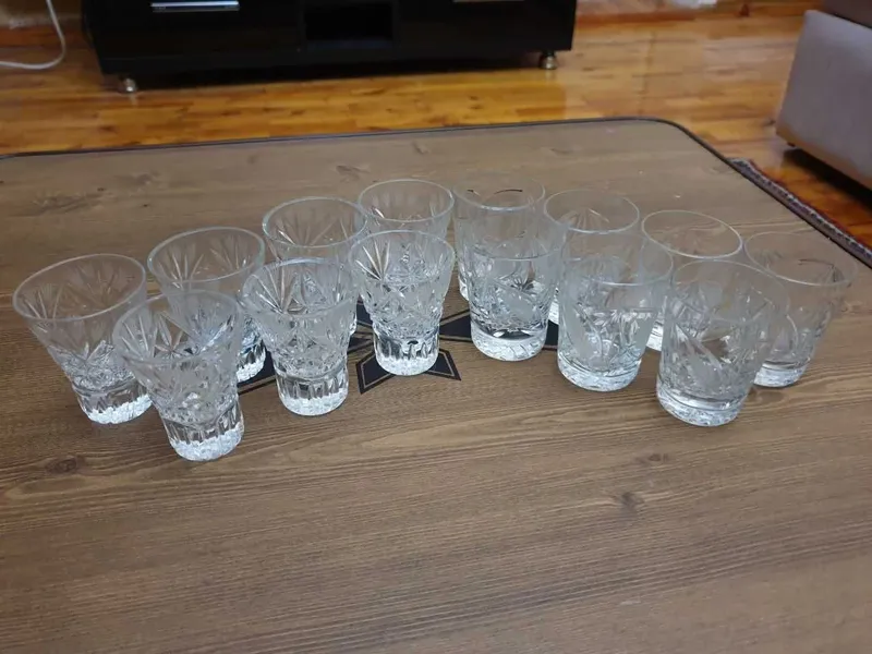 Продам рюмки 14 штук