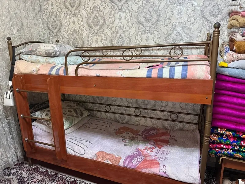 Кровать, двухэтажная, состояние отличное 3