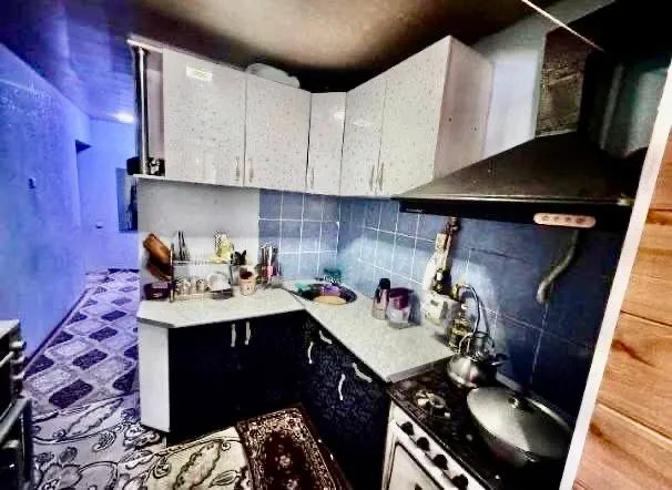 Продаётся 2 ком на ОКТЯБРЕ