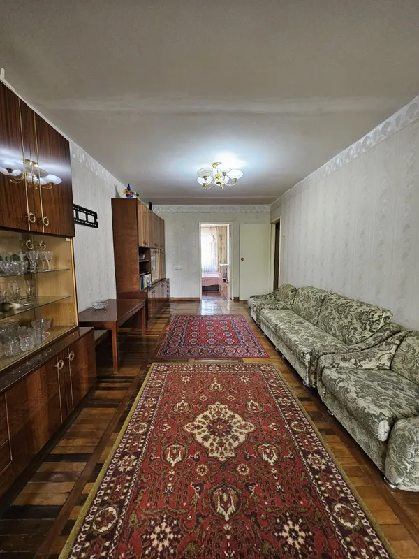 Сдаётся квартира 4/5/5 80м бий Буюк ипак йюли метро 5
