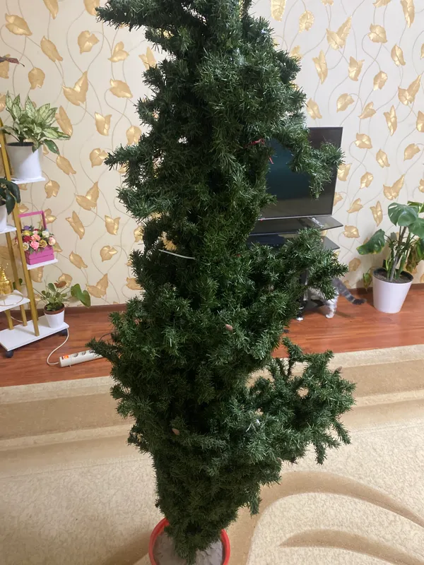 Продаётся !!!Ёлка большая (180см) б/у классная
