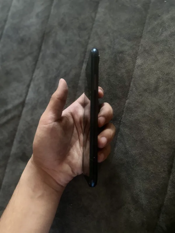 iPhone XR 64GB Ideal 8 iPhone XR 64GB Ideal 8