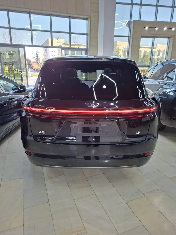 Li Xiang L9 ultra 2025 super narxda — фото 2