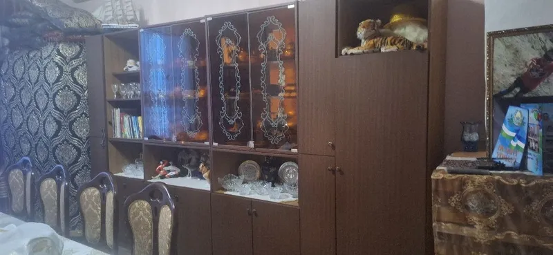 Стенка срочна продам в хорошим состоянии 2 Стенка срочна продам в хорошим состоянии 2