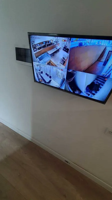 Ofis sotiladi 201 m.kv. Gagarin Rudakiy chorraxasi yaqinida — фото 4