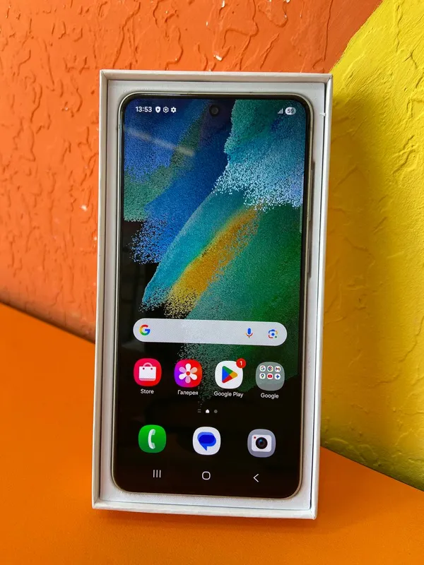 Samsung Galaxy S21 FE 5G 1