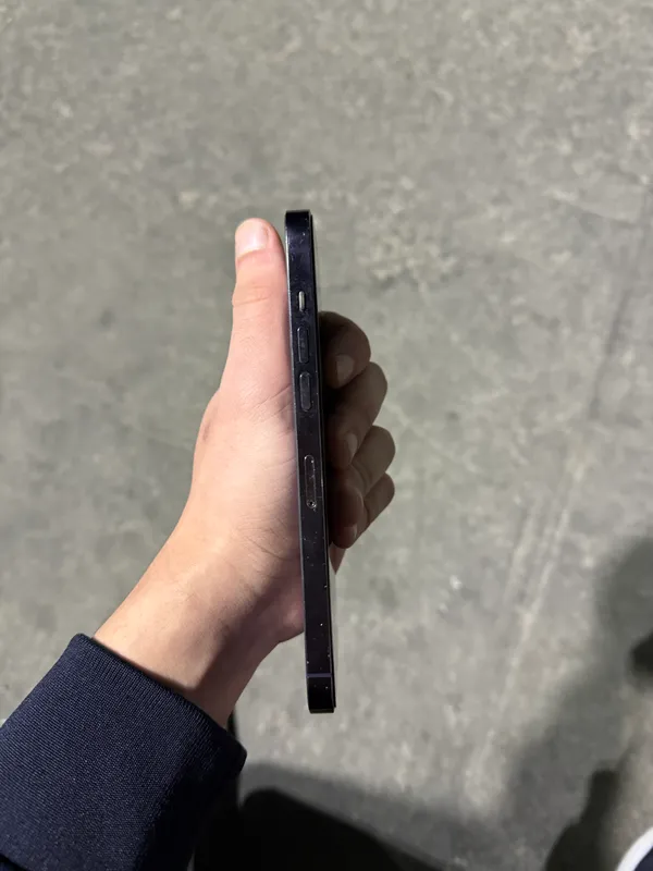 iPhone 14 Pro Max 4