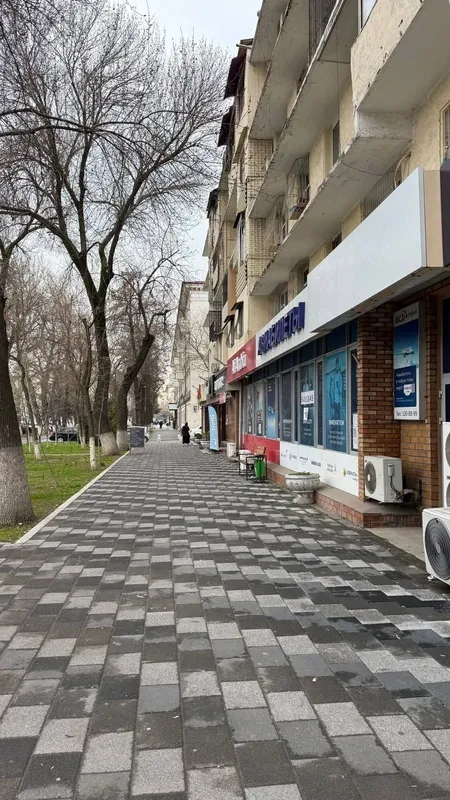 Сдаётся помещение первая линия ор. Северный вокзал Мирабадский район
