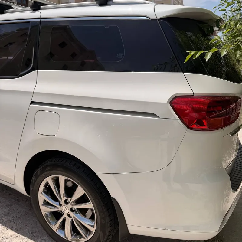 Kia Carnival 161000 yurgan propan benzin 2020 — фото 8