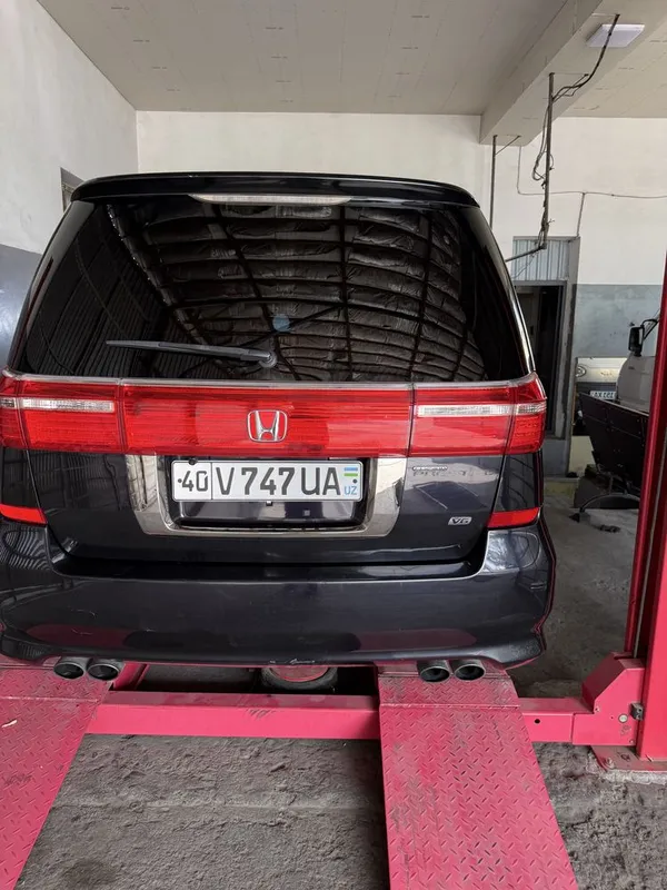 HONDA ELYZON sotiladi holati alo darajada 2 HONDA ELYZON sotiladi holati alo darajada 2