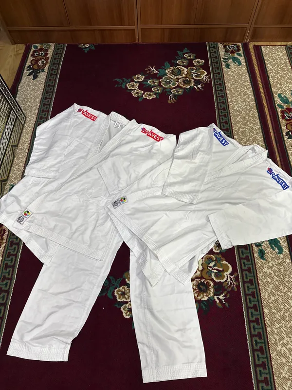 Original APPROVED KUMITE kimano AKA AO Original APPROVED KUMITE kimano AKA AO