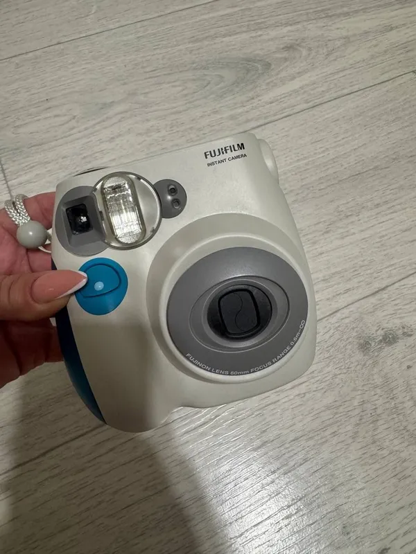 Фотоаппарат Fujifilm Instax Mini 7S