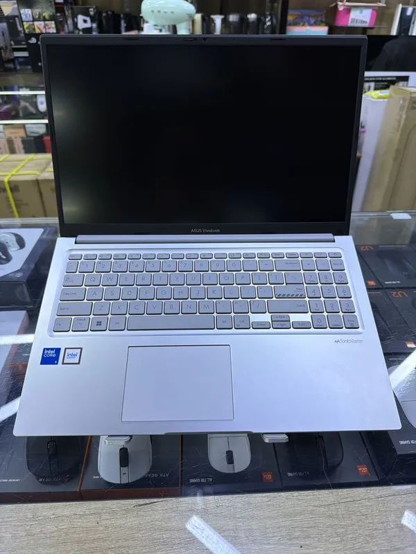 Notebook Asus vivobook 15 — фото 2