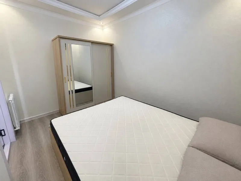 | 2-xonali xonadon 42 m² sotiladi 4